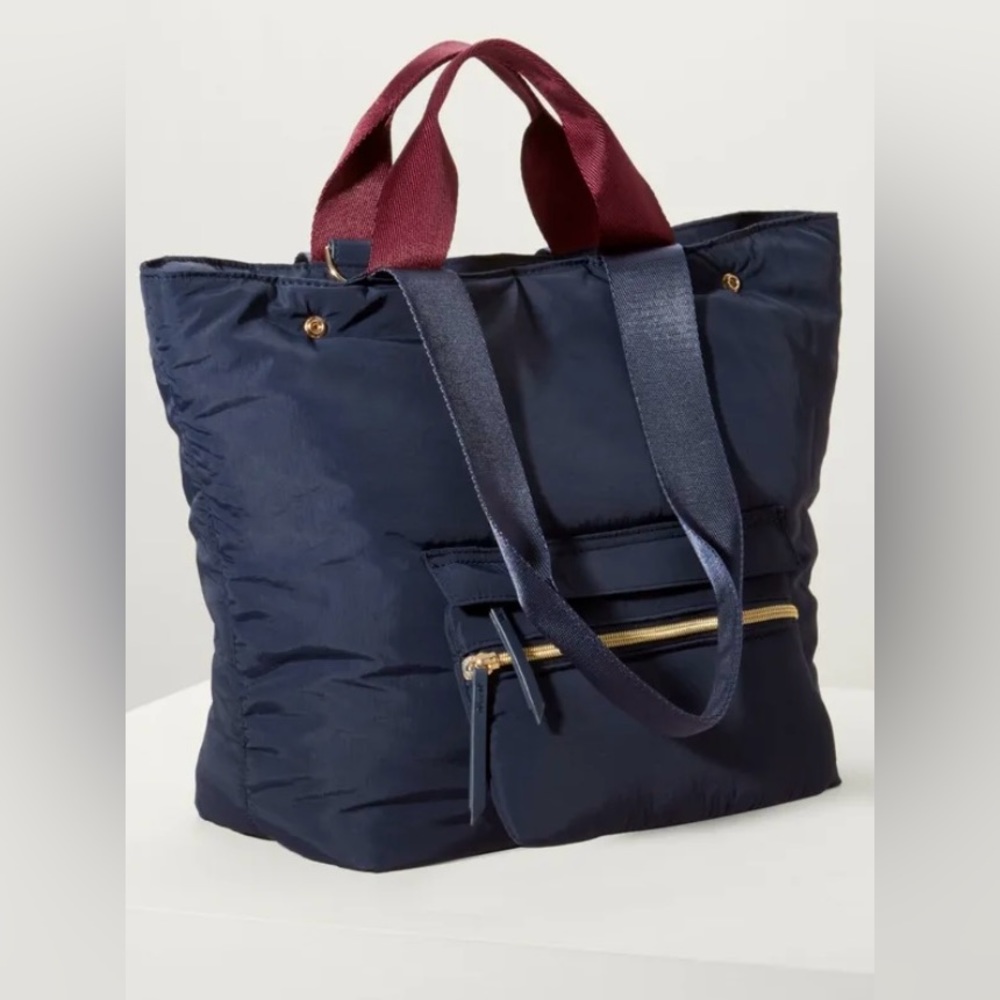 Stella and dot zip it convertible tote bag